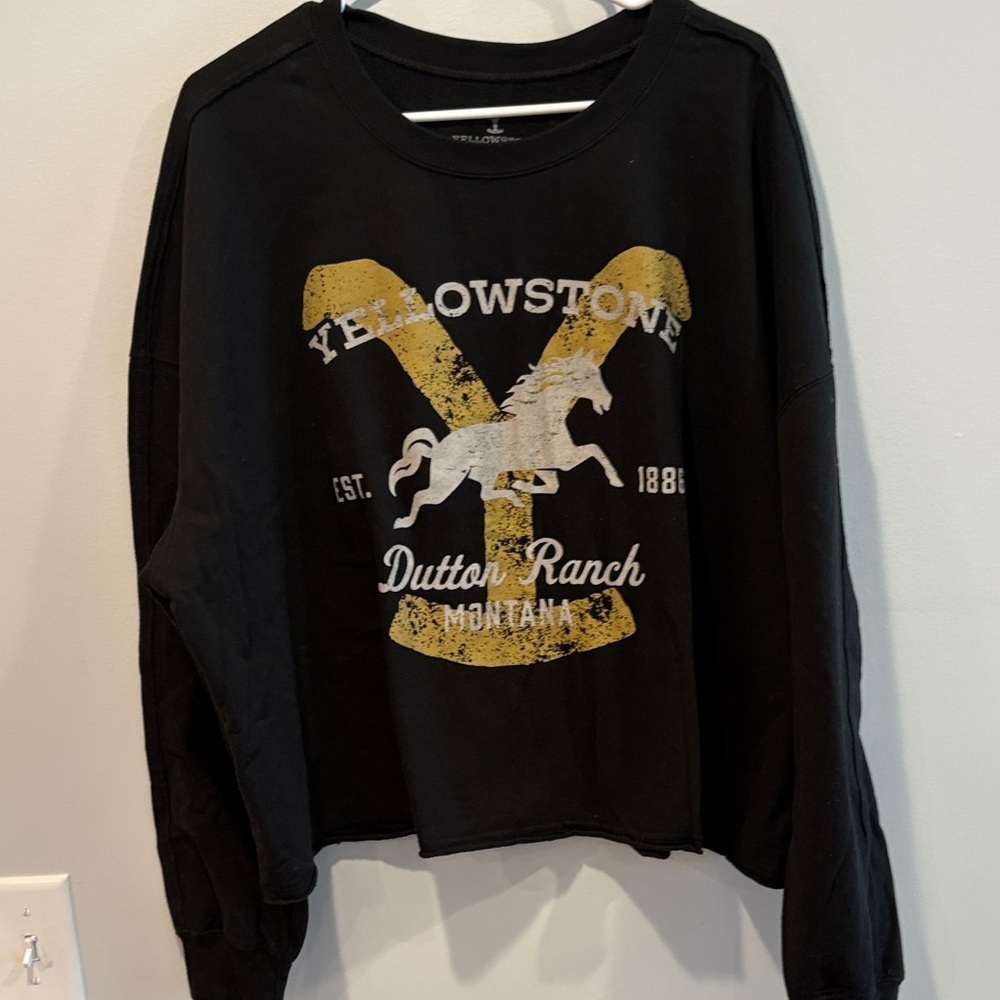 See spot on back Black Yellowstone Dutton Ranch Sweatshirt
